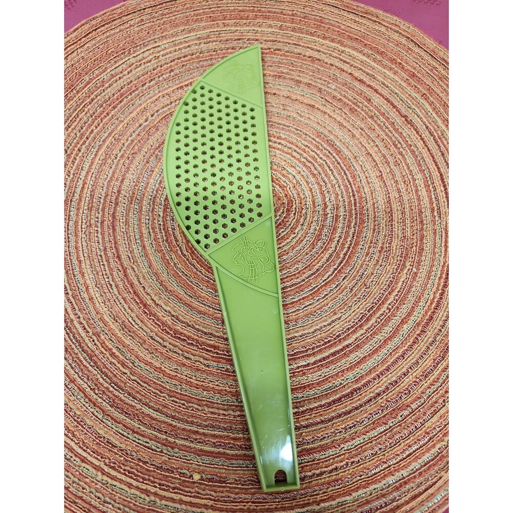 Vintage Exxon/Esso Avocado Green Promo Plastic Pot Strainer Brown&Bigelow 1960's